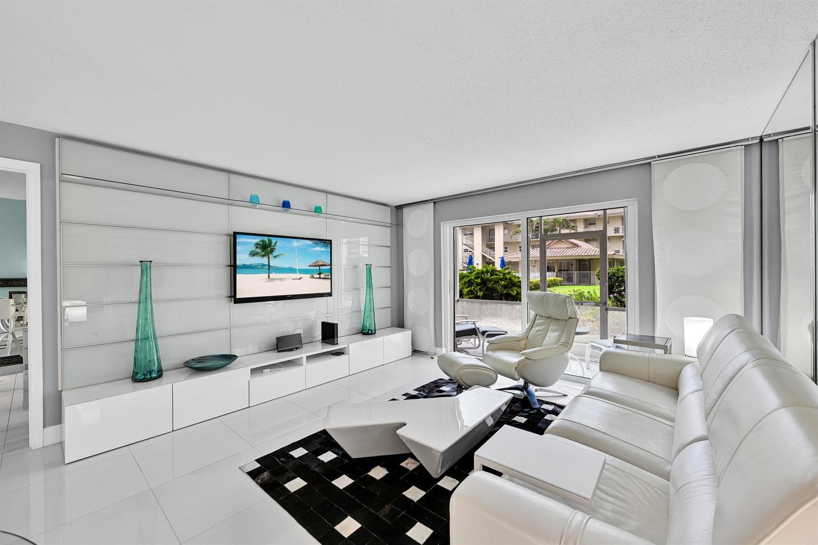 2600 Diana Drive 121 photo 6