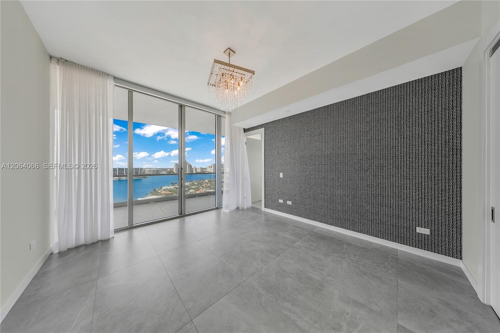 18501 Collins Ave 1804 photo 12