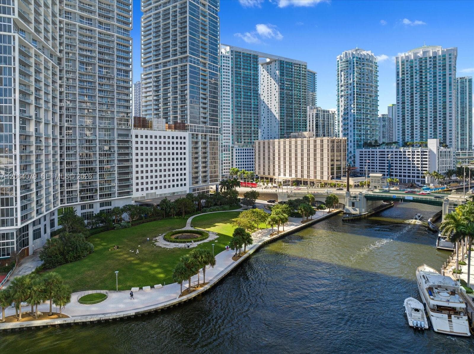 485 Brickell Ave 2103 photo 22