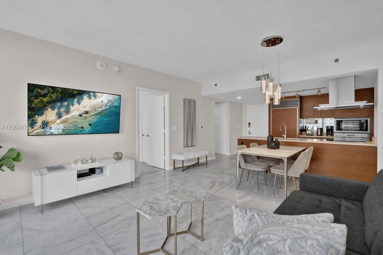 485 Brickell Ave 2103 photo 5