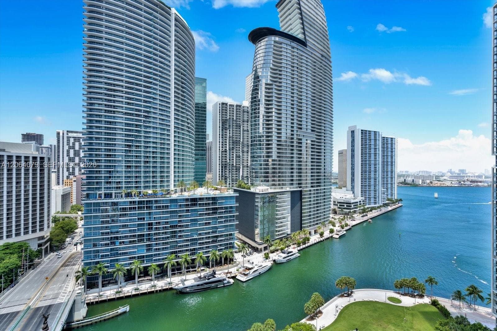 485 Brickell Ave 2103 photo 20
