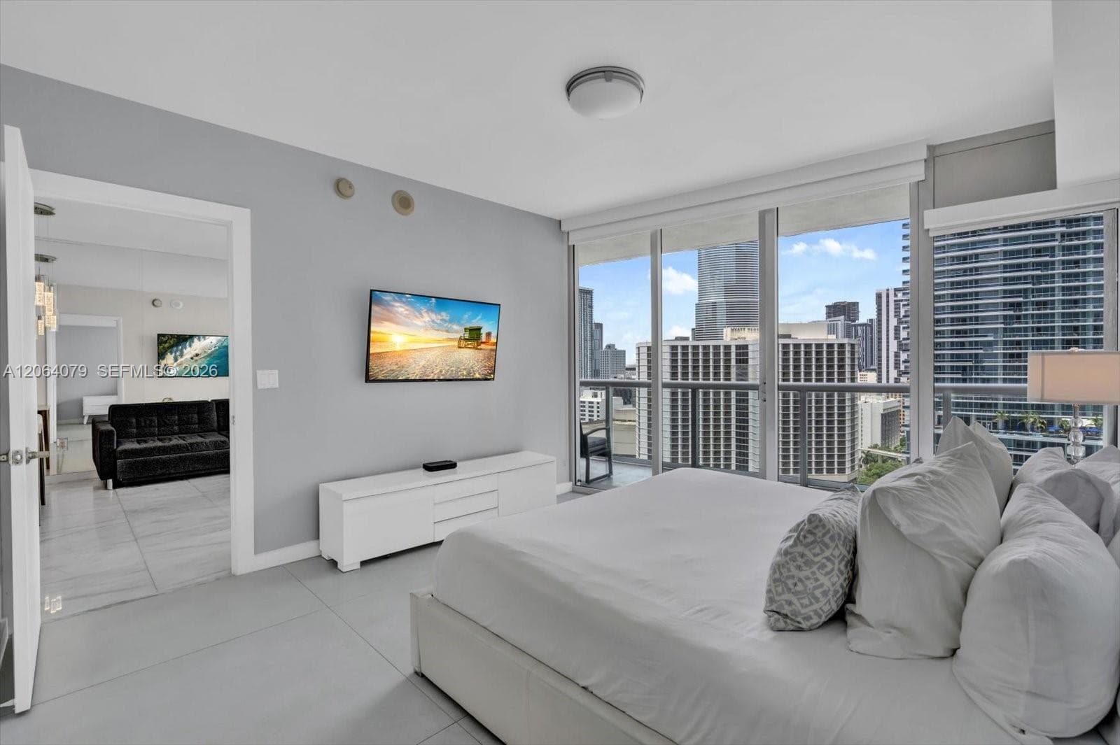 485 Brickell Ave 2103 photo 14
