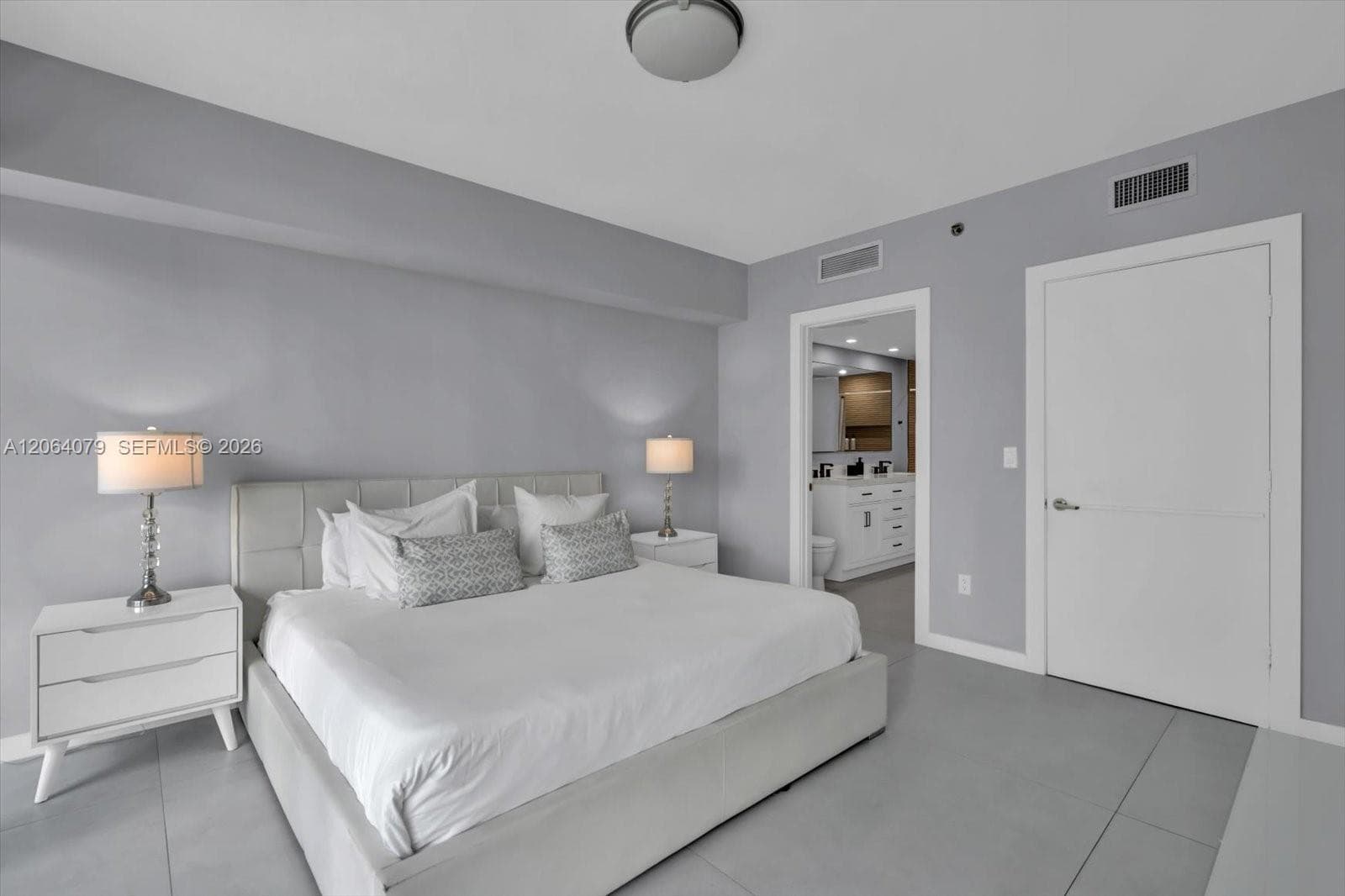 485 Brickell Ave 2103 photo 15