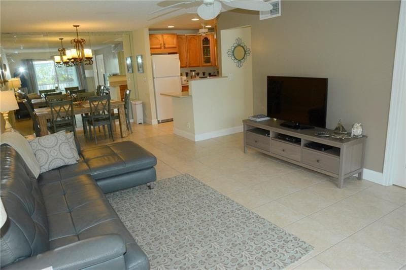 6499 BAY CLUB Drive 2 photo 6