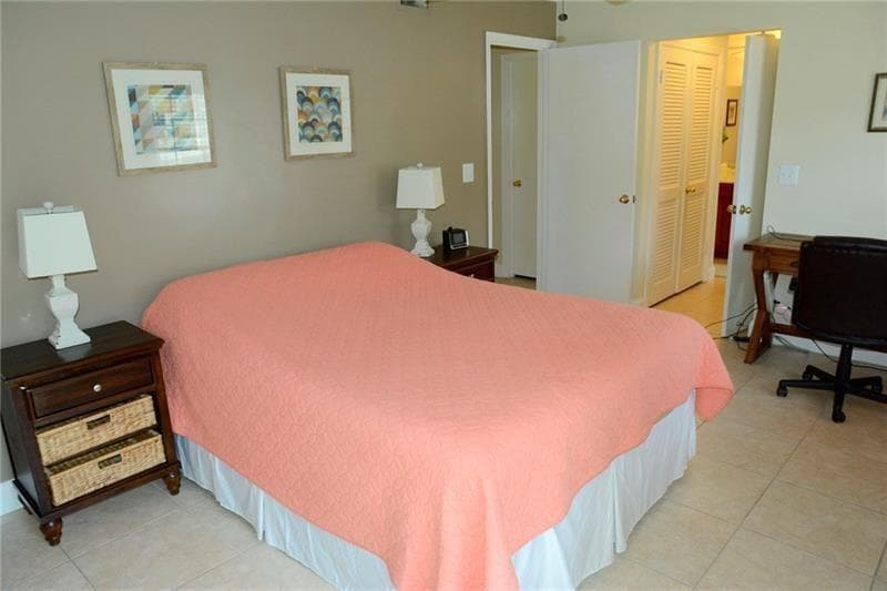 6499 BAY CLUB Drive 2 photo 8