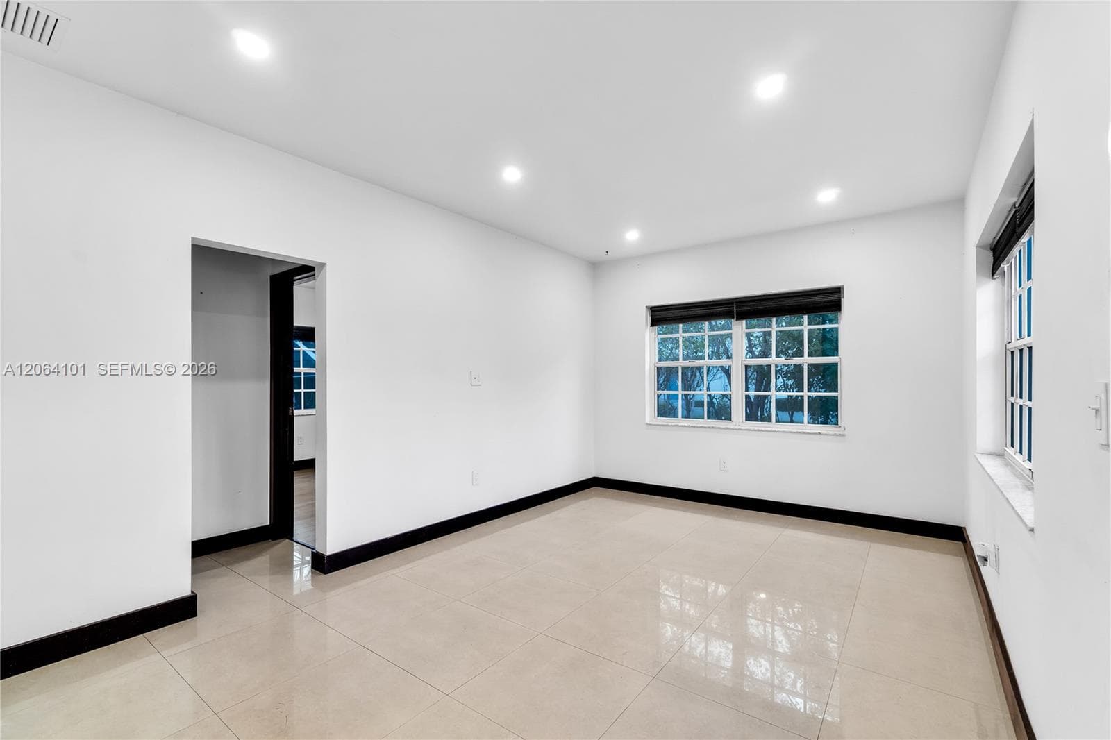 8335 E Crespi Blvd 4 photo 8