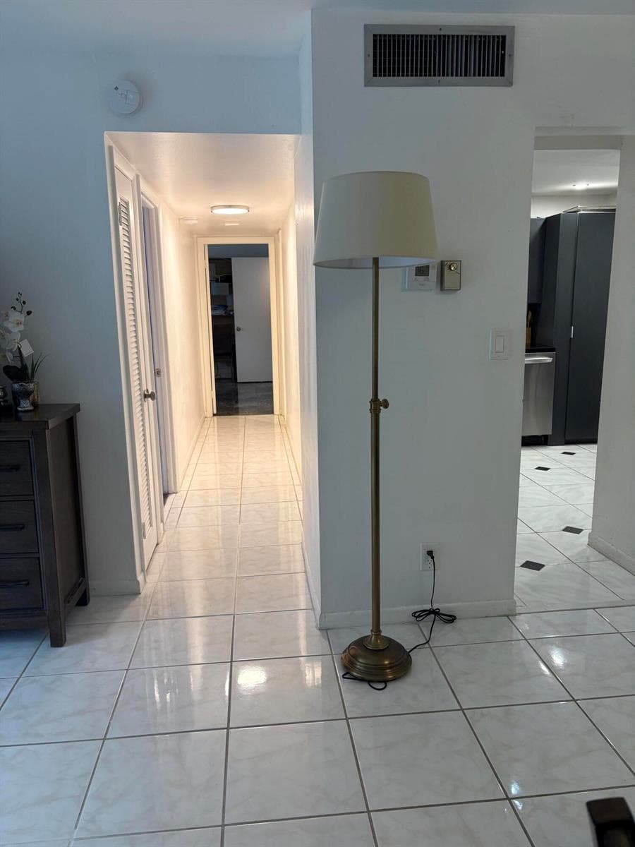3113 S OCEAN Drive 209 photo 3