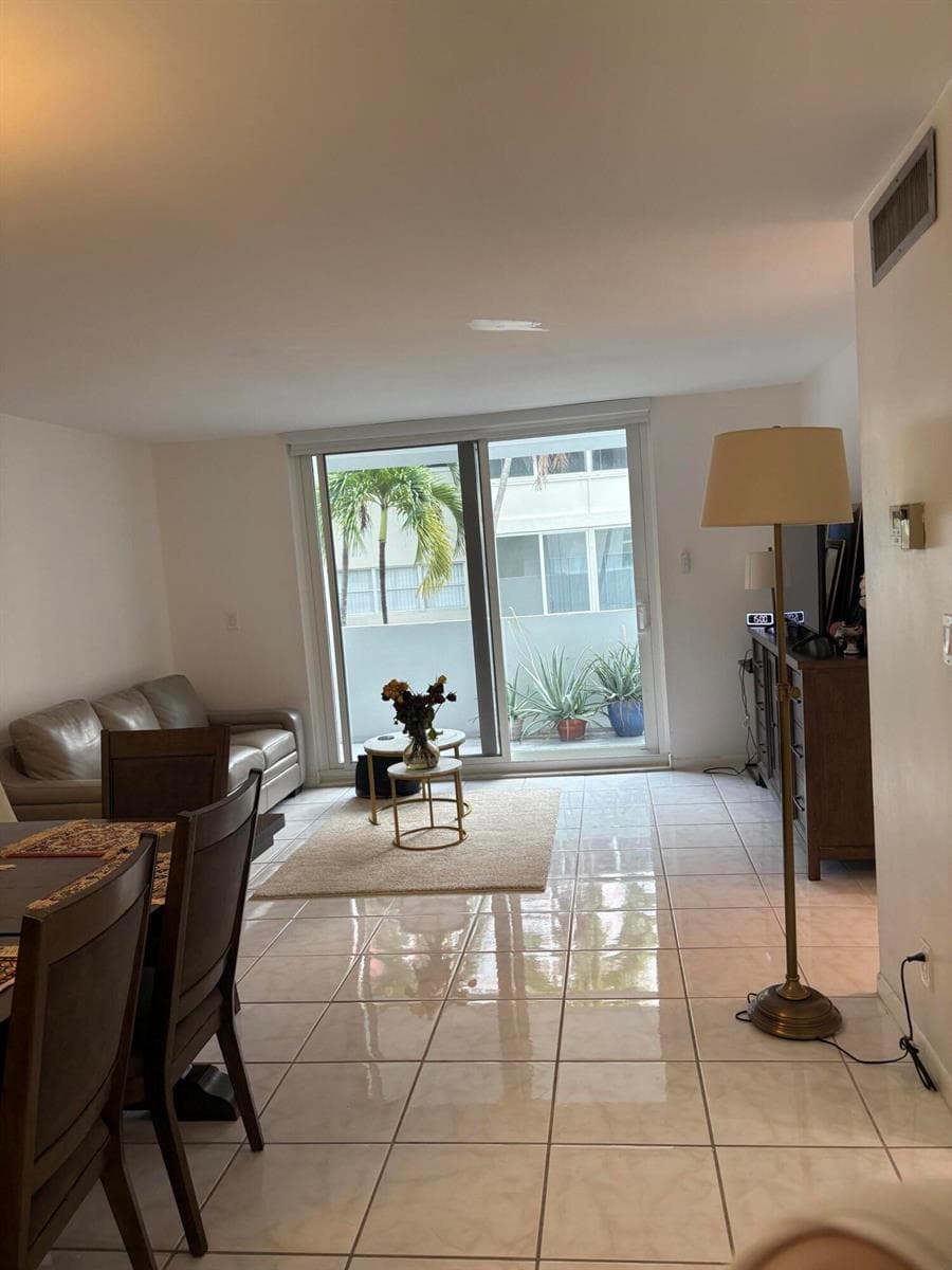 3113 S OCEAN Drive 209 photo 5