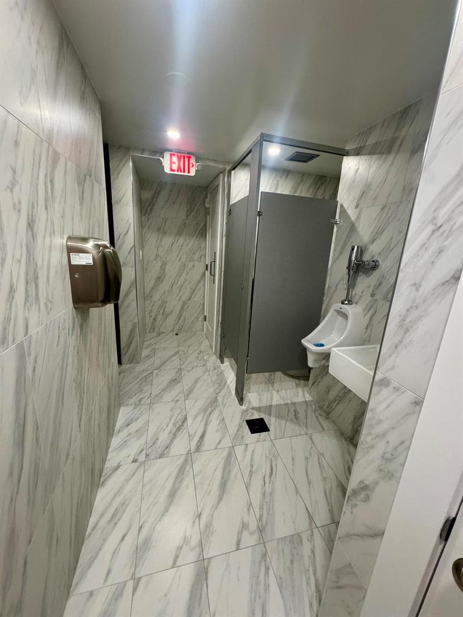 3113 S OCEAN Drive 209 photo 18