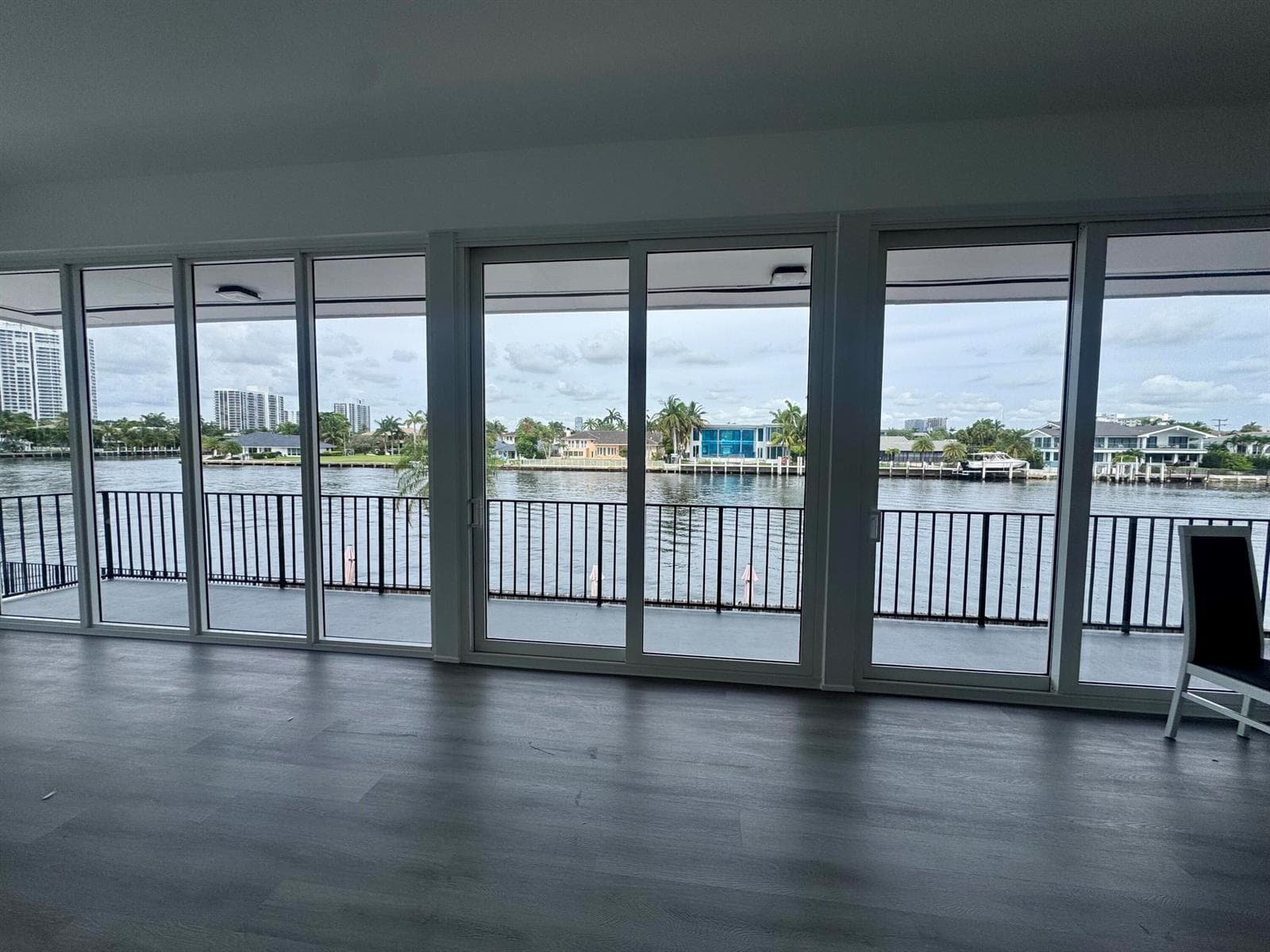 3113 S OCEAN Drive 209 photo 25