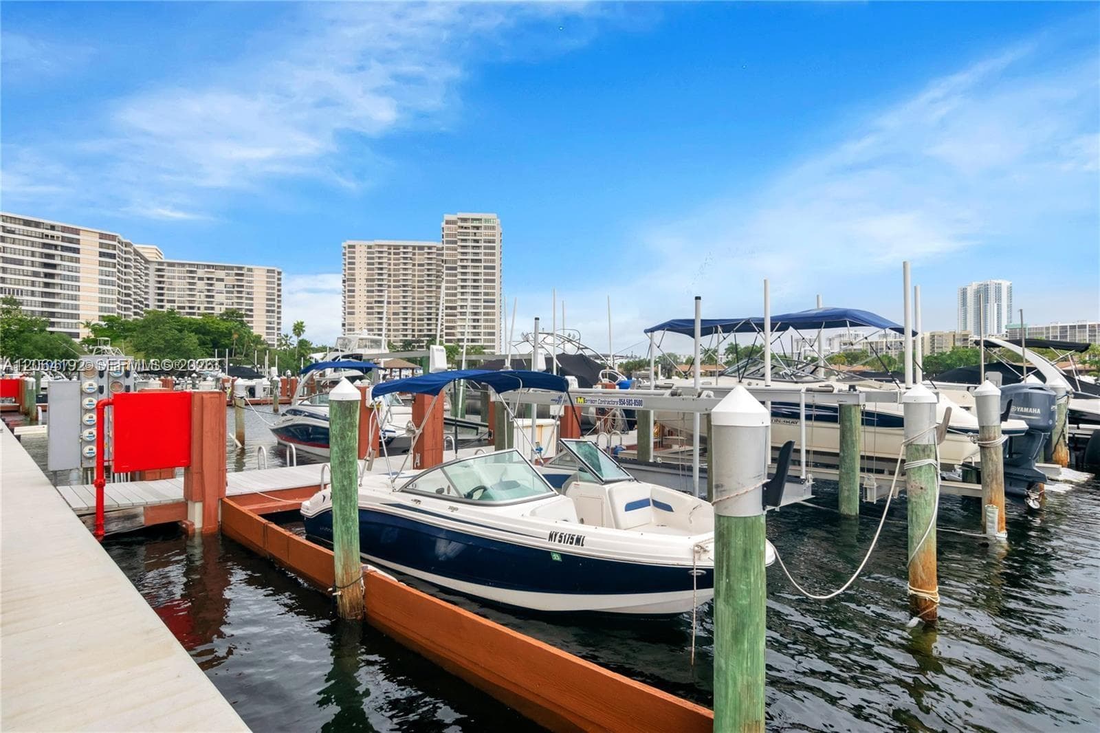 300 Three Islands Blvd 406 photo 16