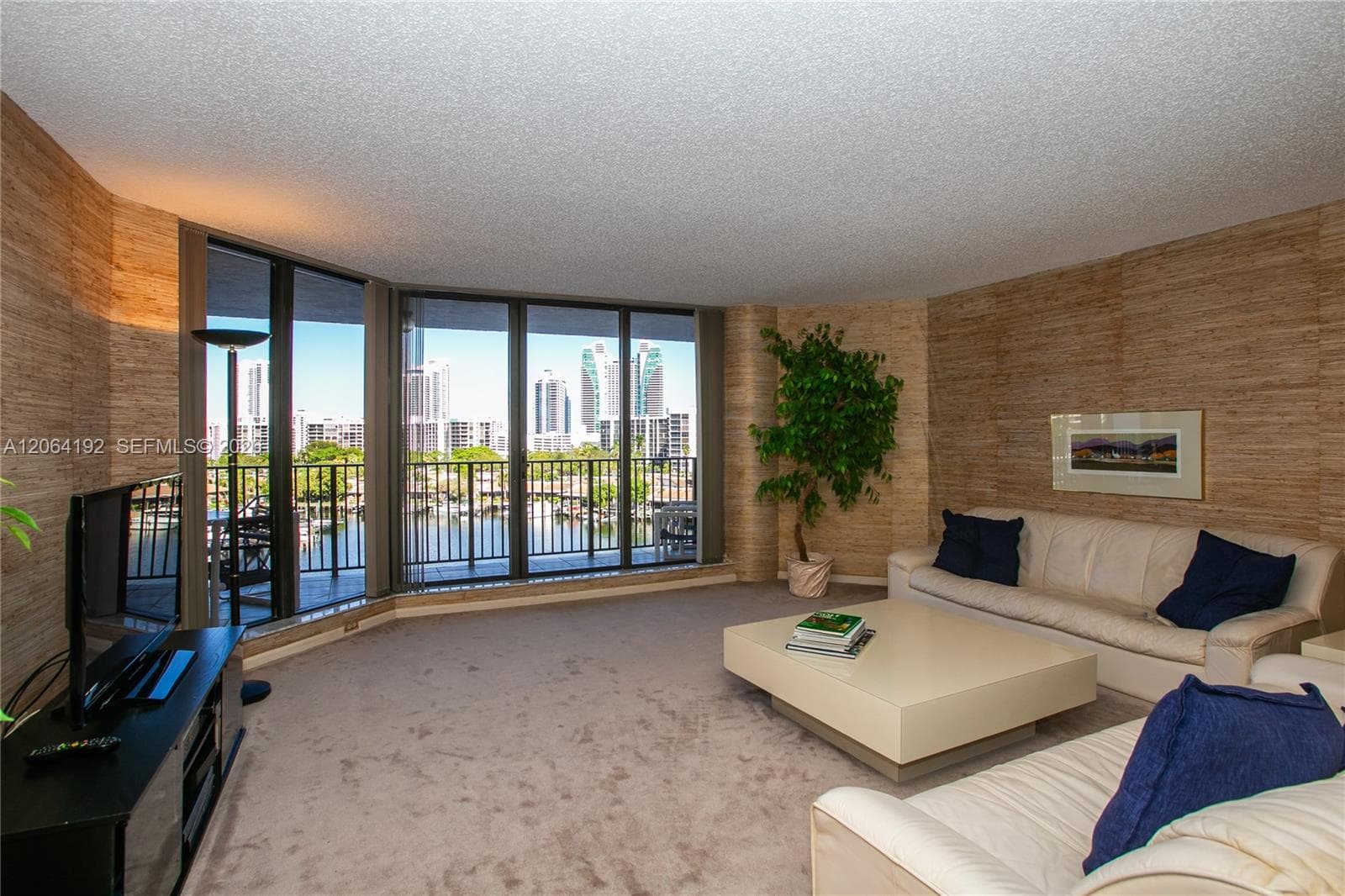 300 Three Islands Blvd 406 photo 4