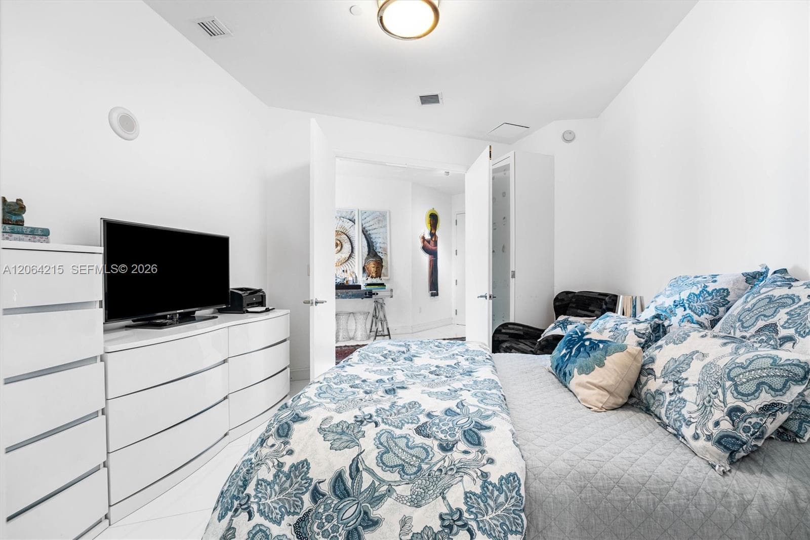 15811 Collins Ave 3107 photo 19