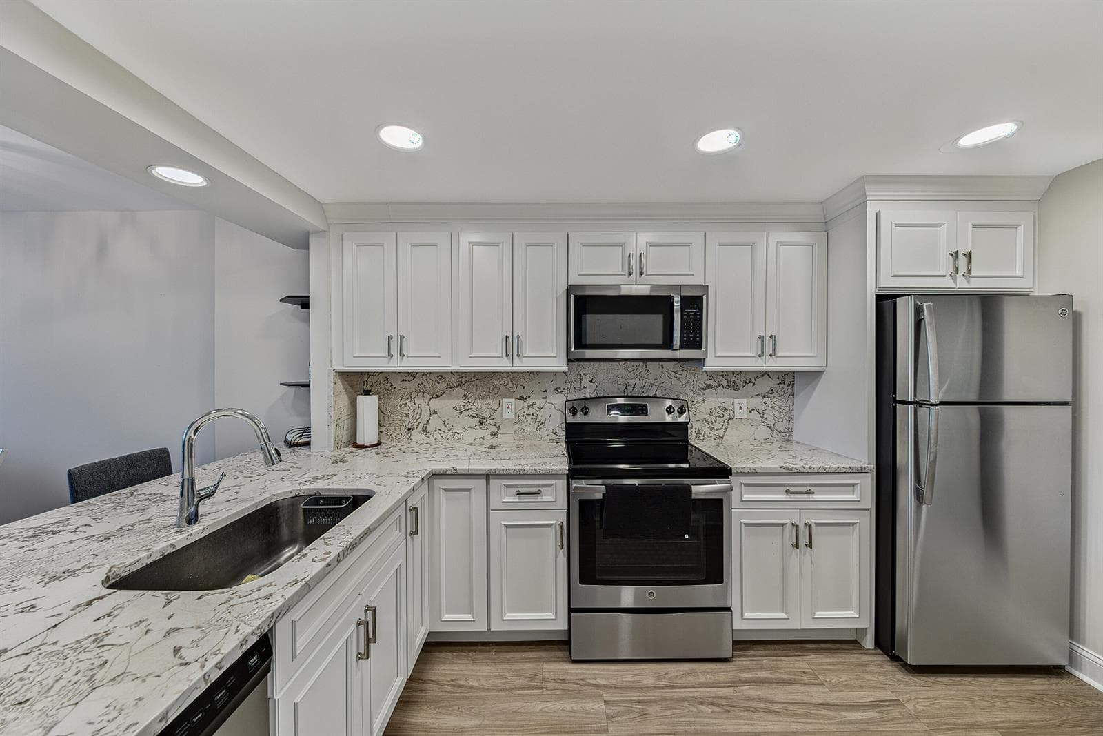 4 ROYAL PALM Way 3020 photo 7