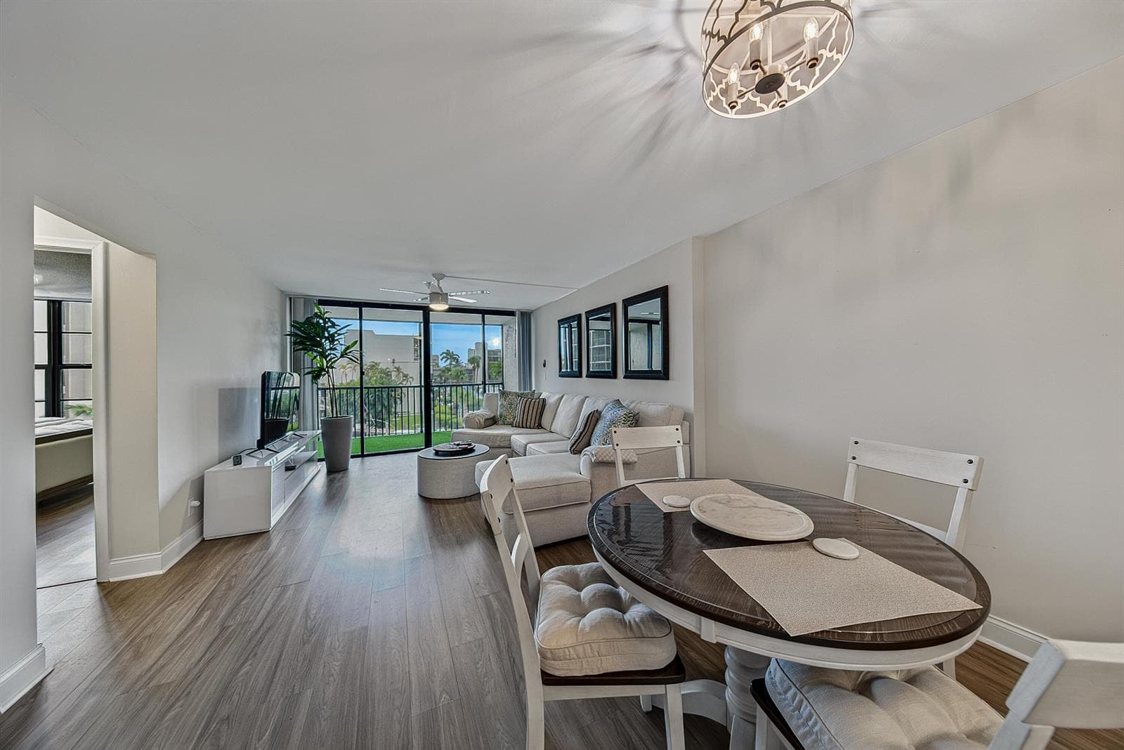 4 ROYAL PALM Way 3020 photo 14