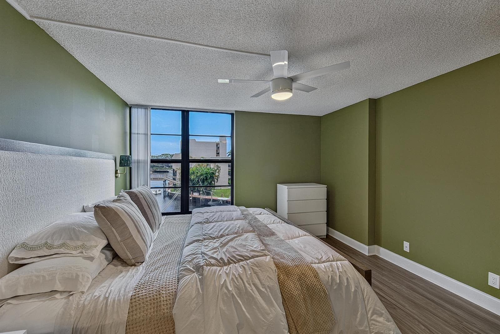 4 ROYAL PALM Way 3020 photo 19