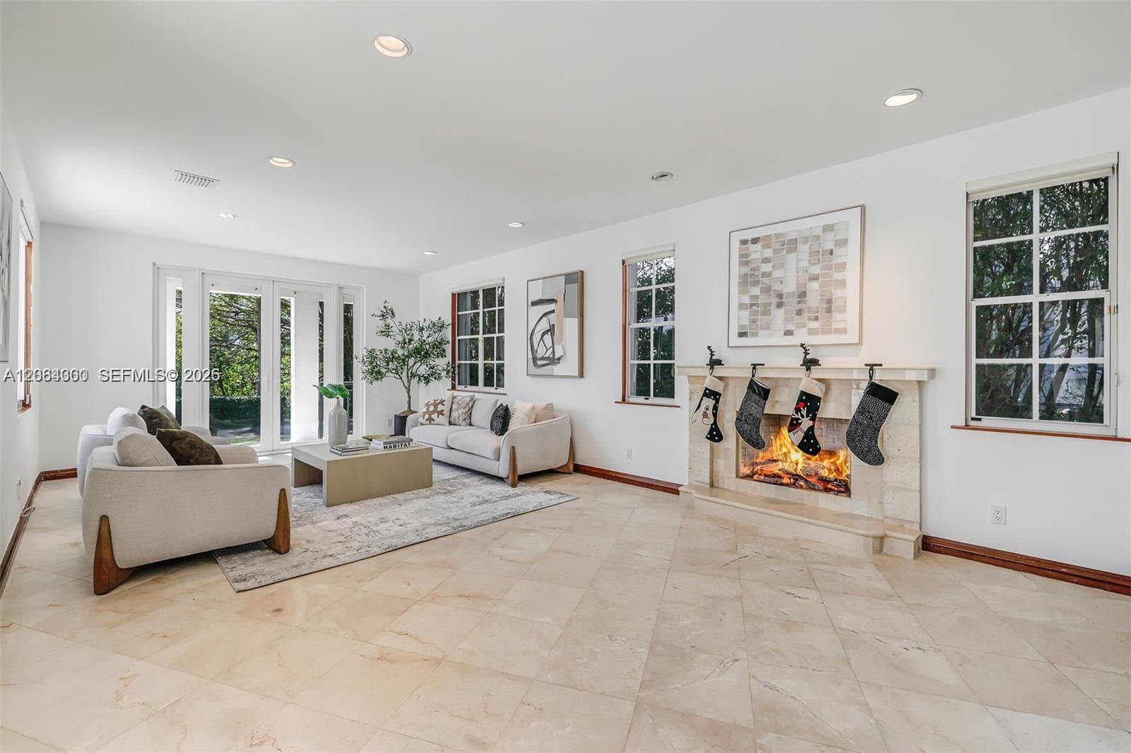 184 Paloma Drive photo 6