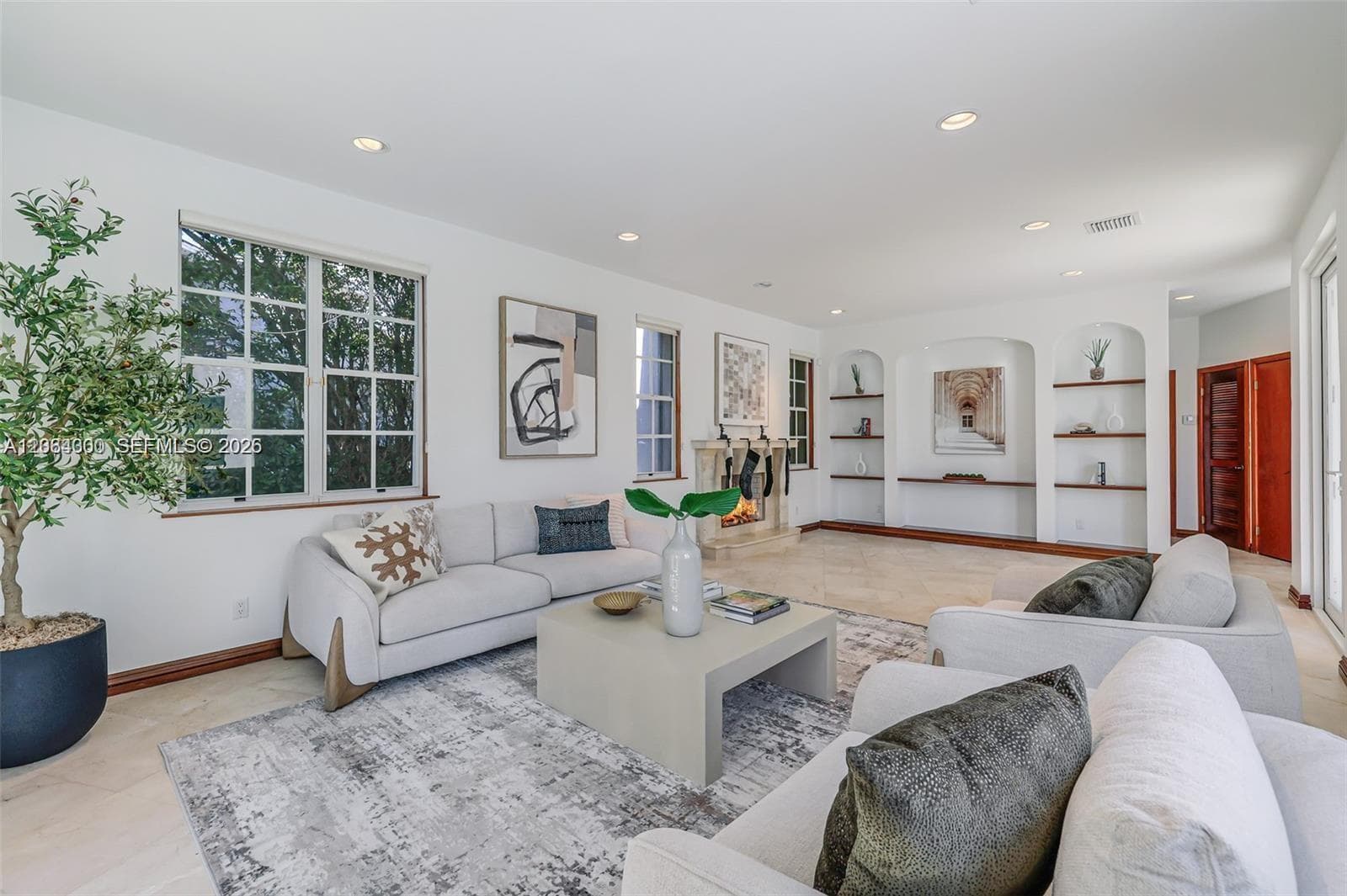 184 Paloma Drive photo 8