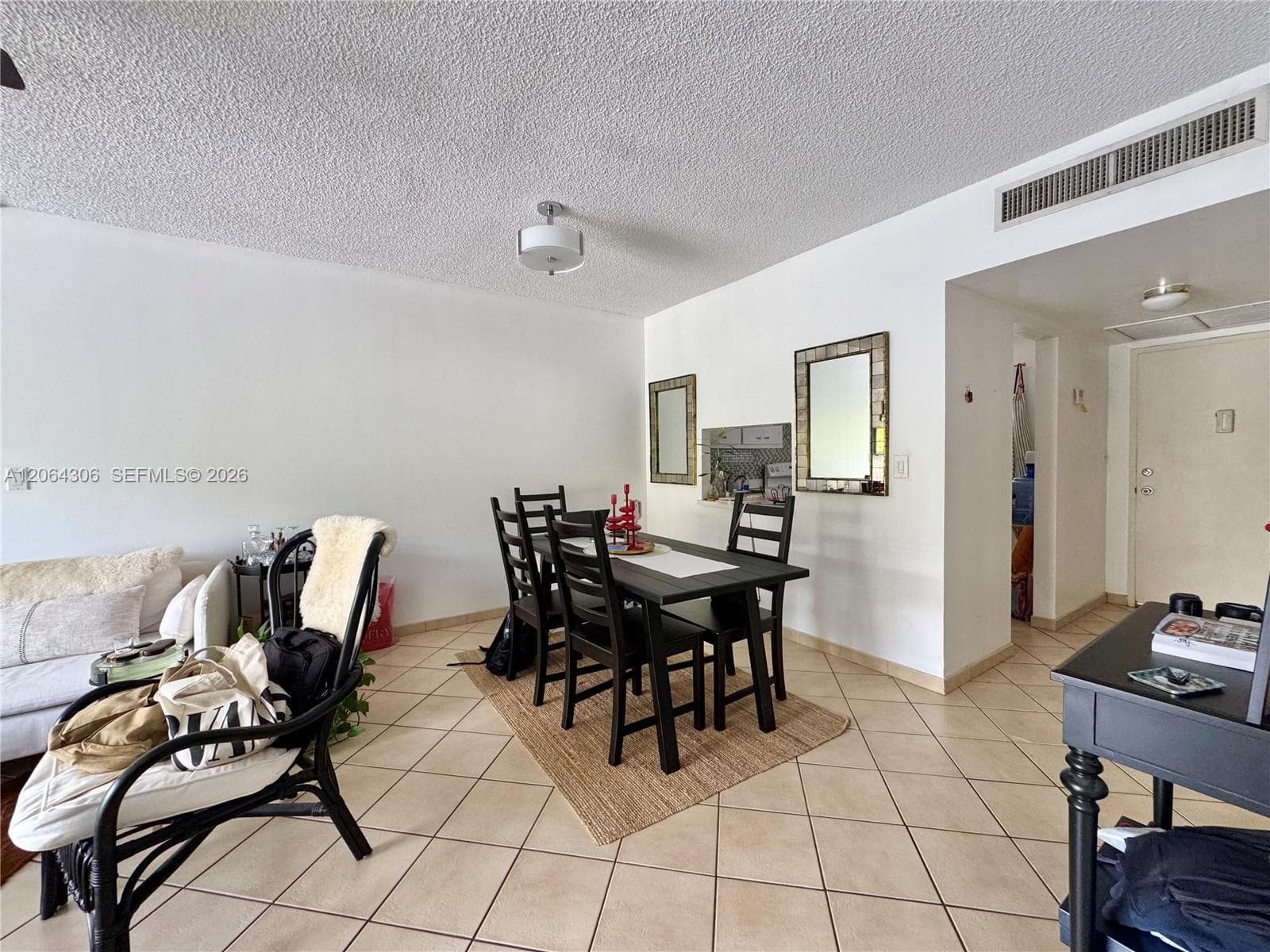100 EDGEWATER DR 305 photo 6
