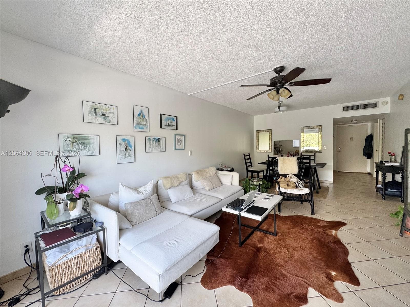 100 EDGEWATER DR 305 photo 4