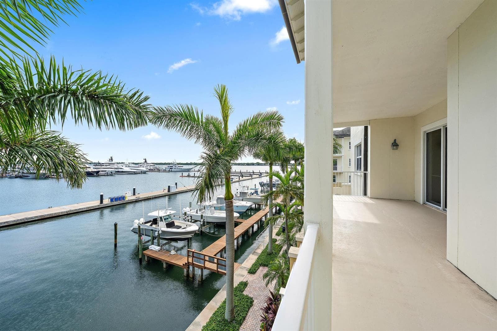 3920 N Flagler Drive 301 photo 3