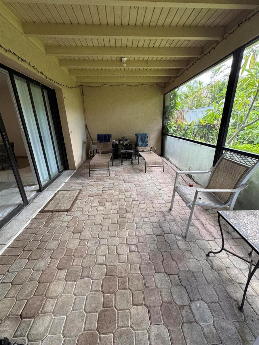 11894 Suellen Circle photo 2