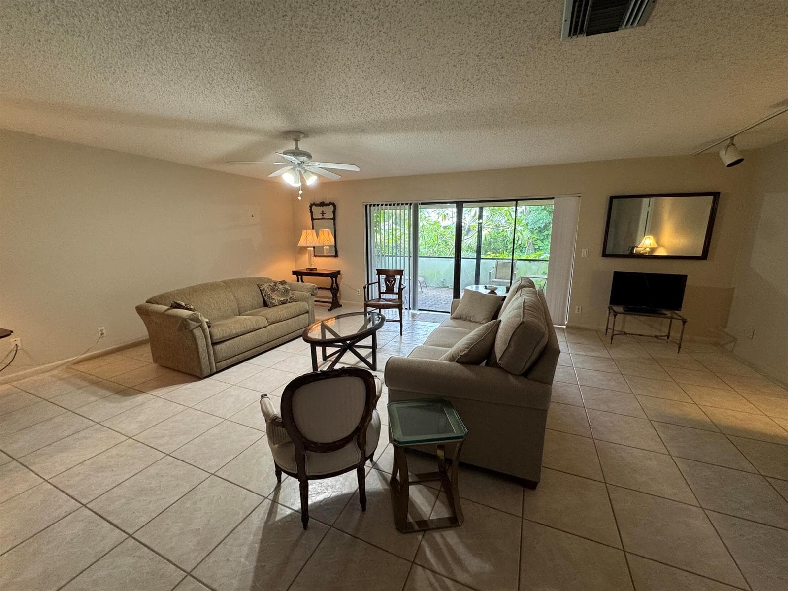 11894 Suellen Circle photo 9