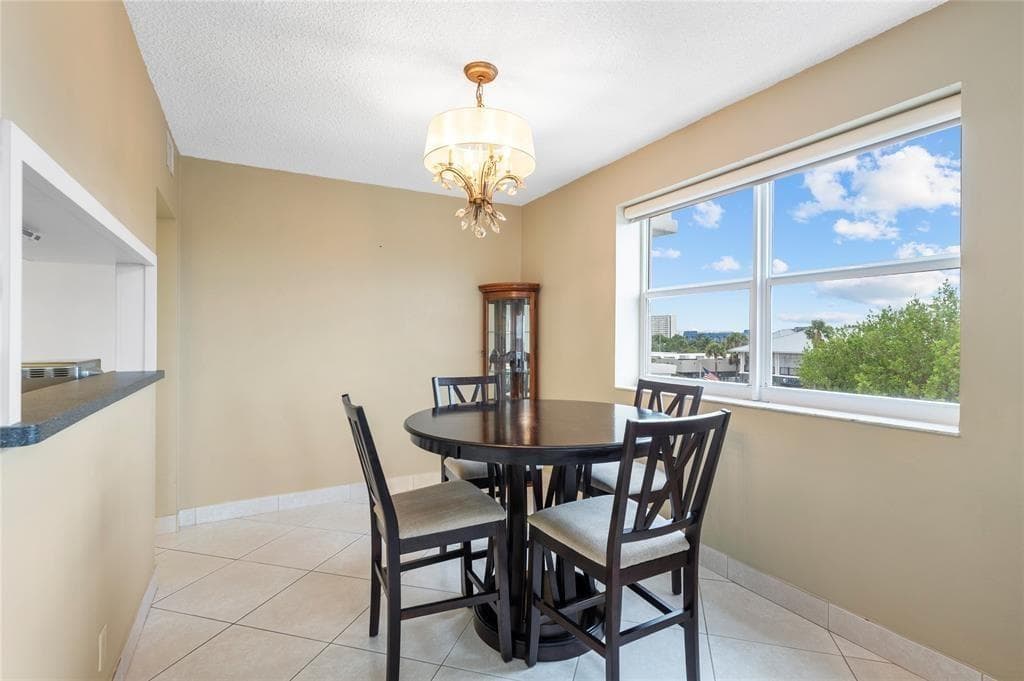4010 Galt Ocean Drive Apt 312 photo 11