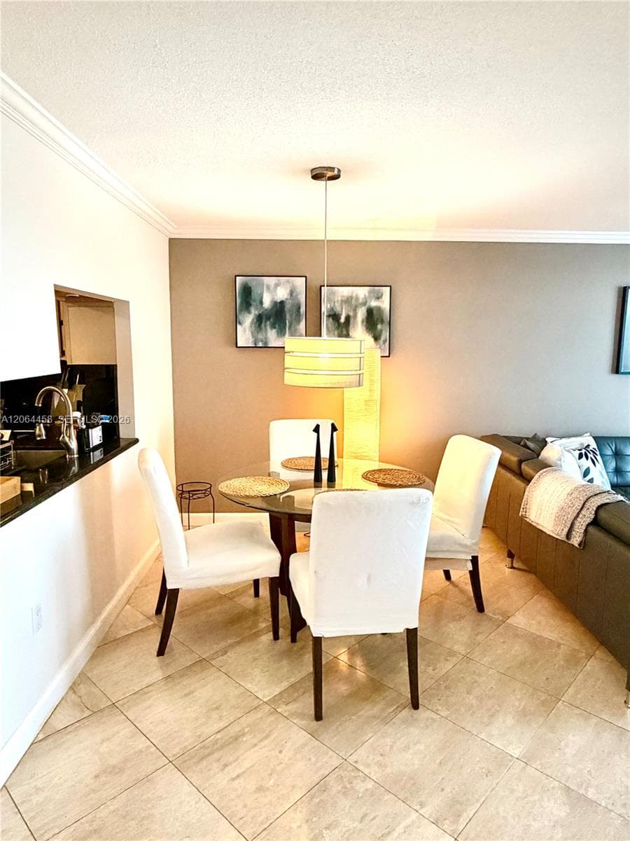 3750 NE 169th St 311 photo 5