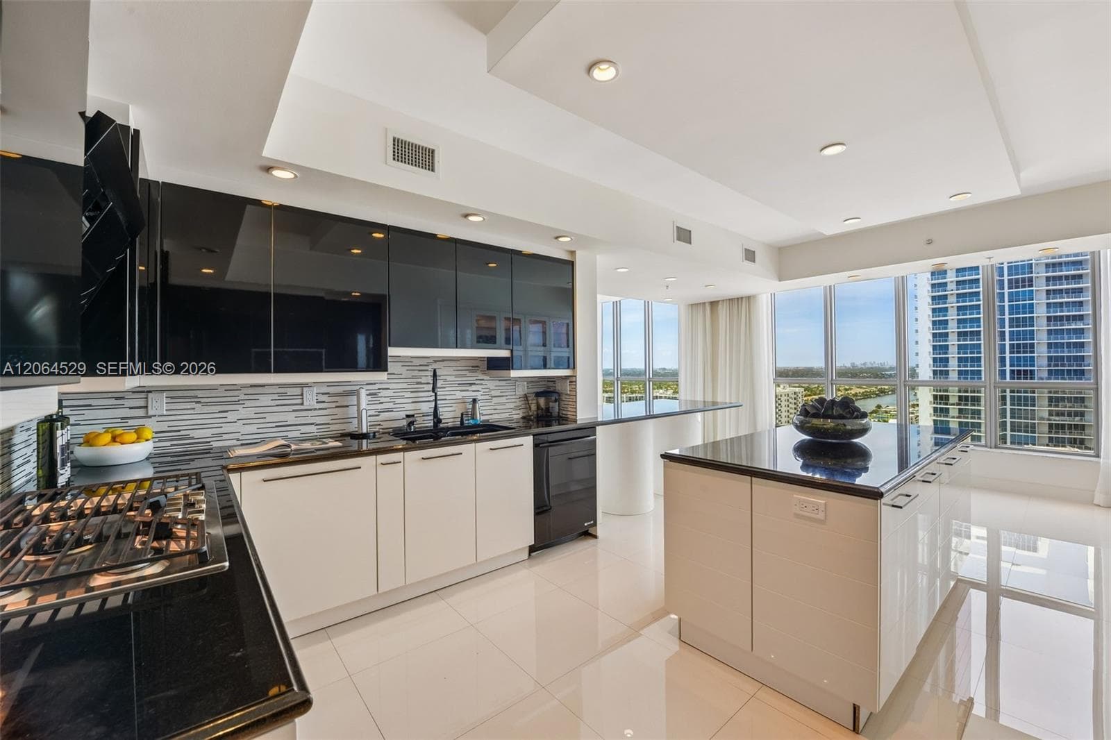 3535 S Ocean Dr 2106 photo 13