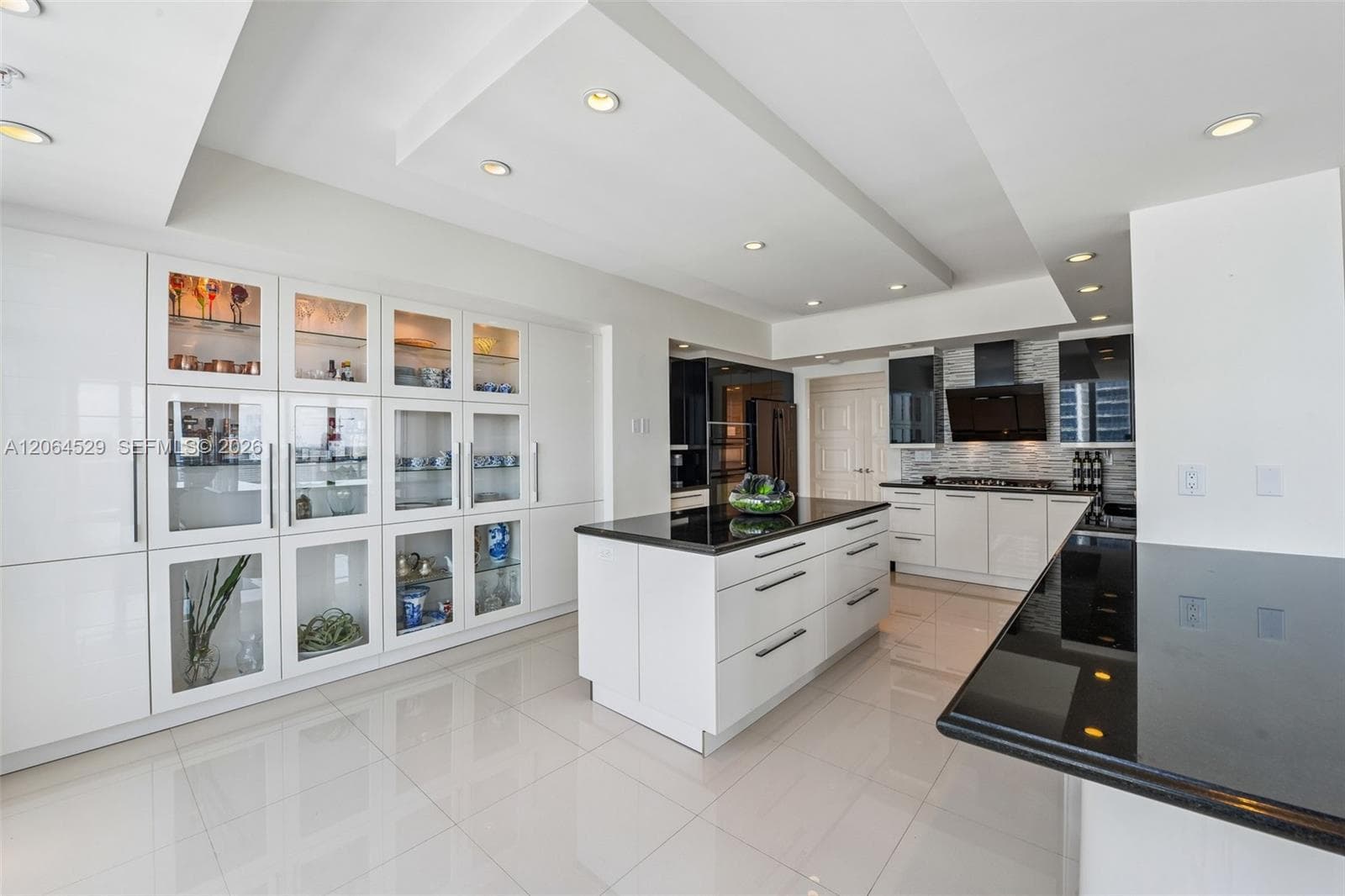 3535 S Ocean Dr 2106 photo 10