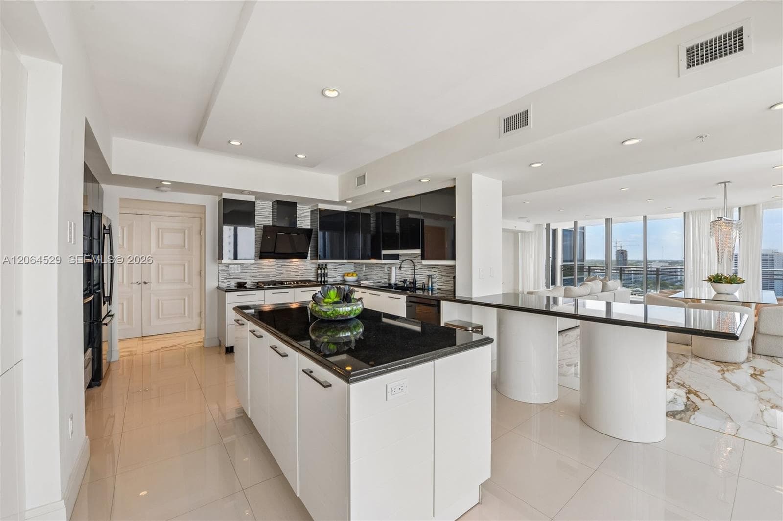 3535 S Ocean Dr 2106 photo 11