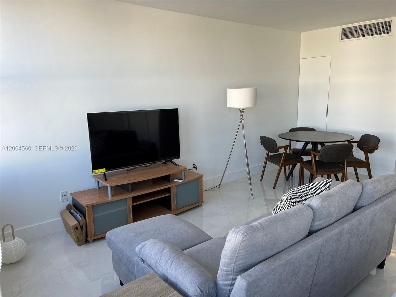 2899 Collins Ave 610 photo 10