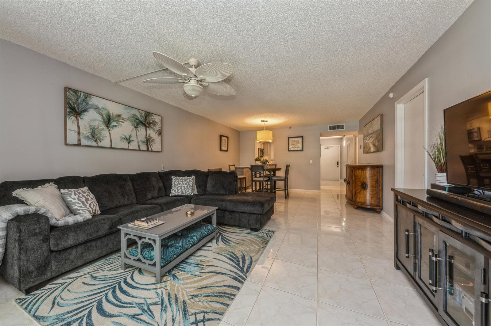 14527 BONAIRE Boulevard 303 photo 6
