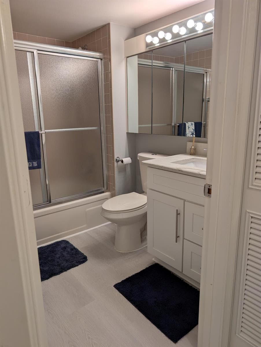 14527 BONAIRE Boulevard 303 photo 8
