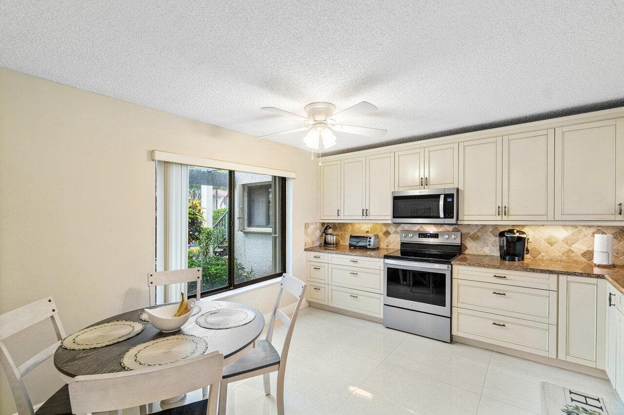 5771 FAIRWAY PARK Court 103 photo 4
