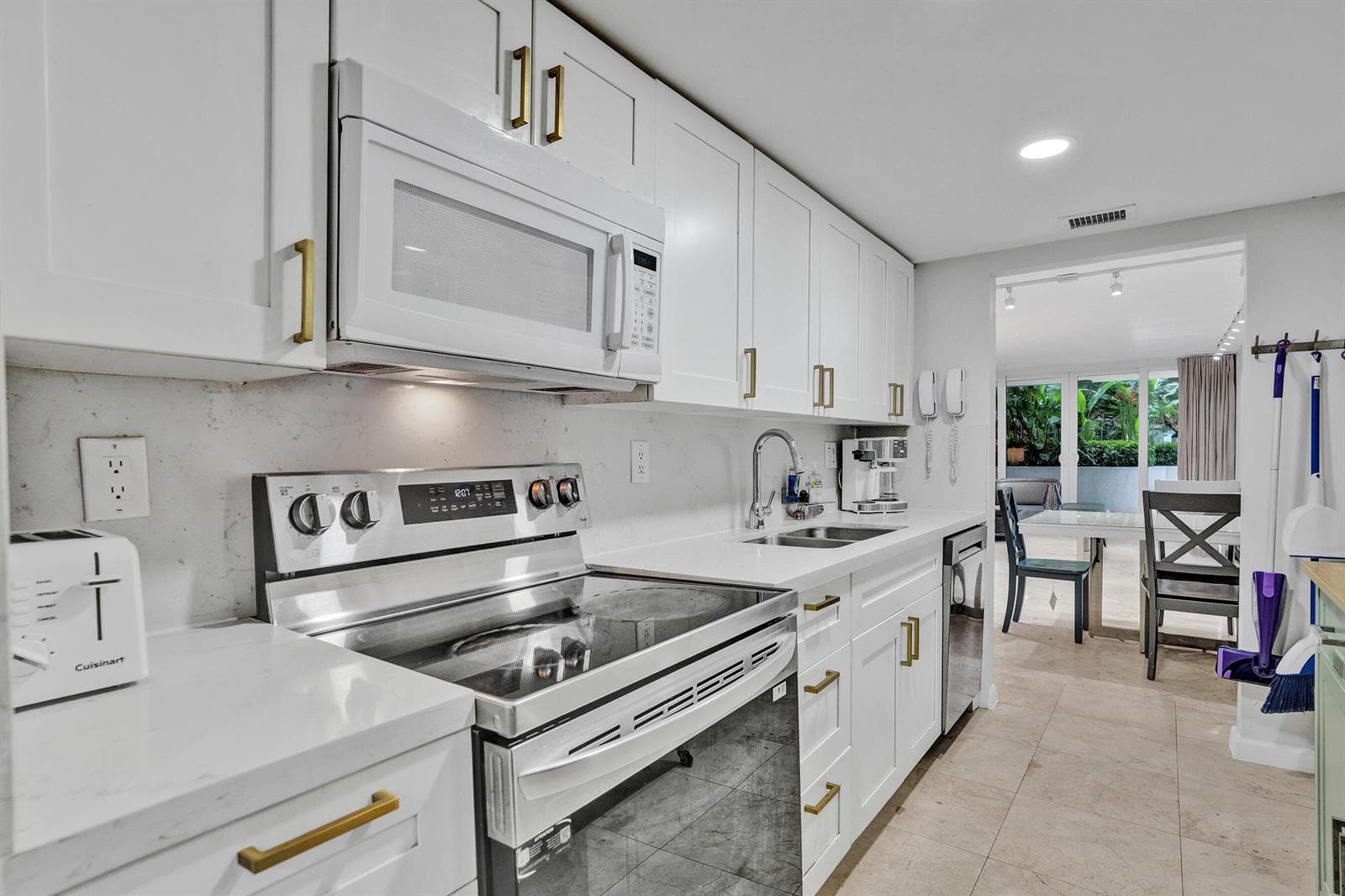 1717 N Bayshore Drive A-1041 photo 10