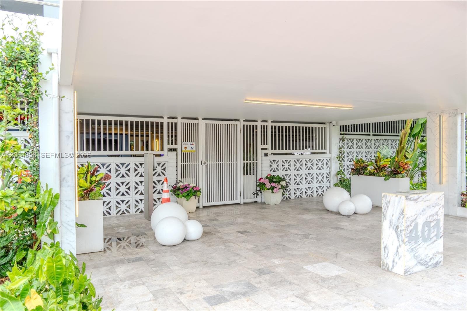 401 Ocean Dr 222 (with Parking) photo 7