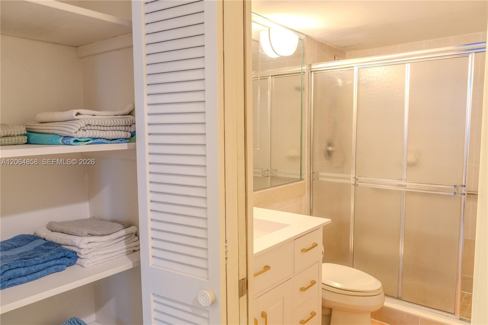 401 Ocean Dr 222 (with Parking) photo 15