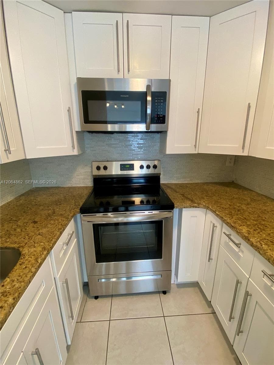 3536 NE 168th St 301 photo 6