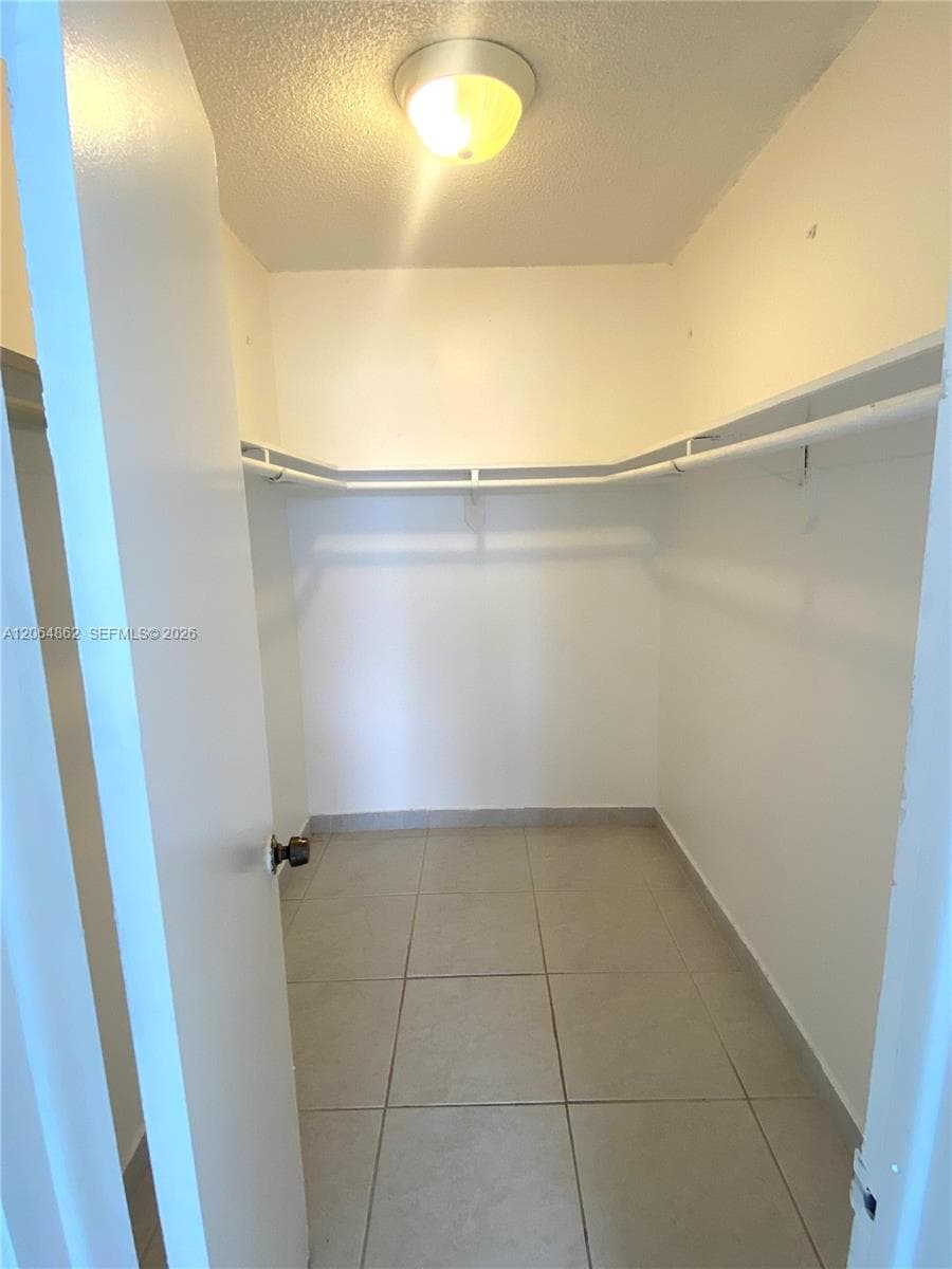 3536 NE 168th St 301 photo 17