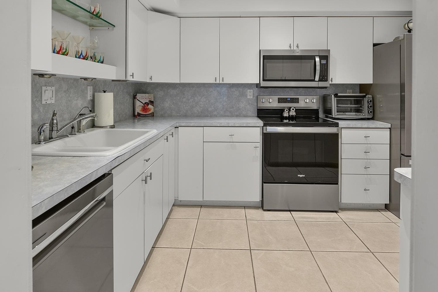 3550 Galt Ocean Drive 1707 photo 9