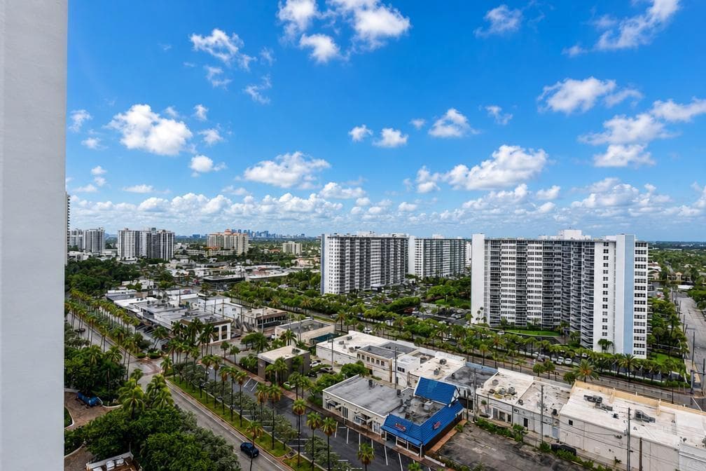 3550 Galt Ocean Drive 1707 photo 19
