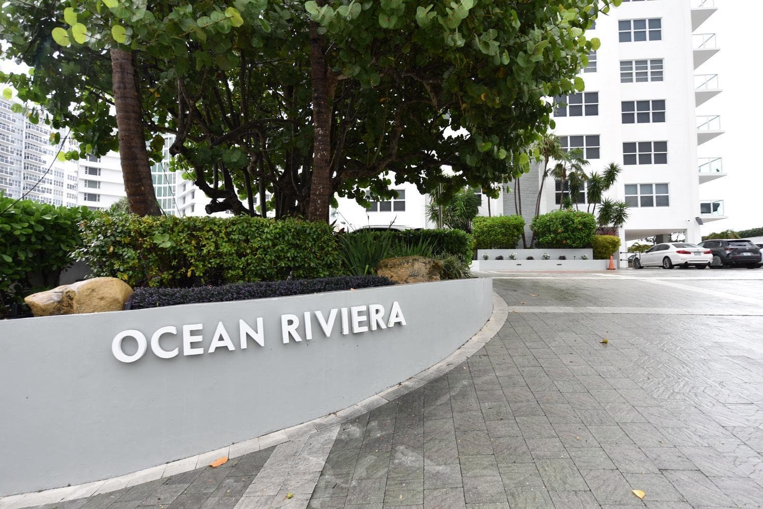 3550 Galt Ocean Drive 1707 photo 25