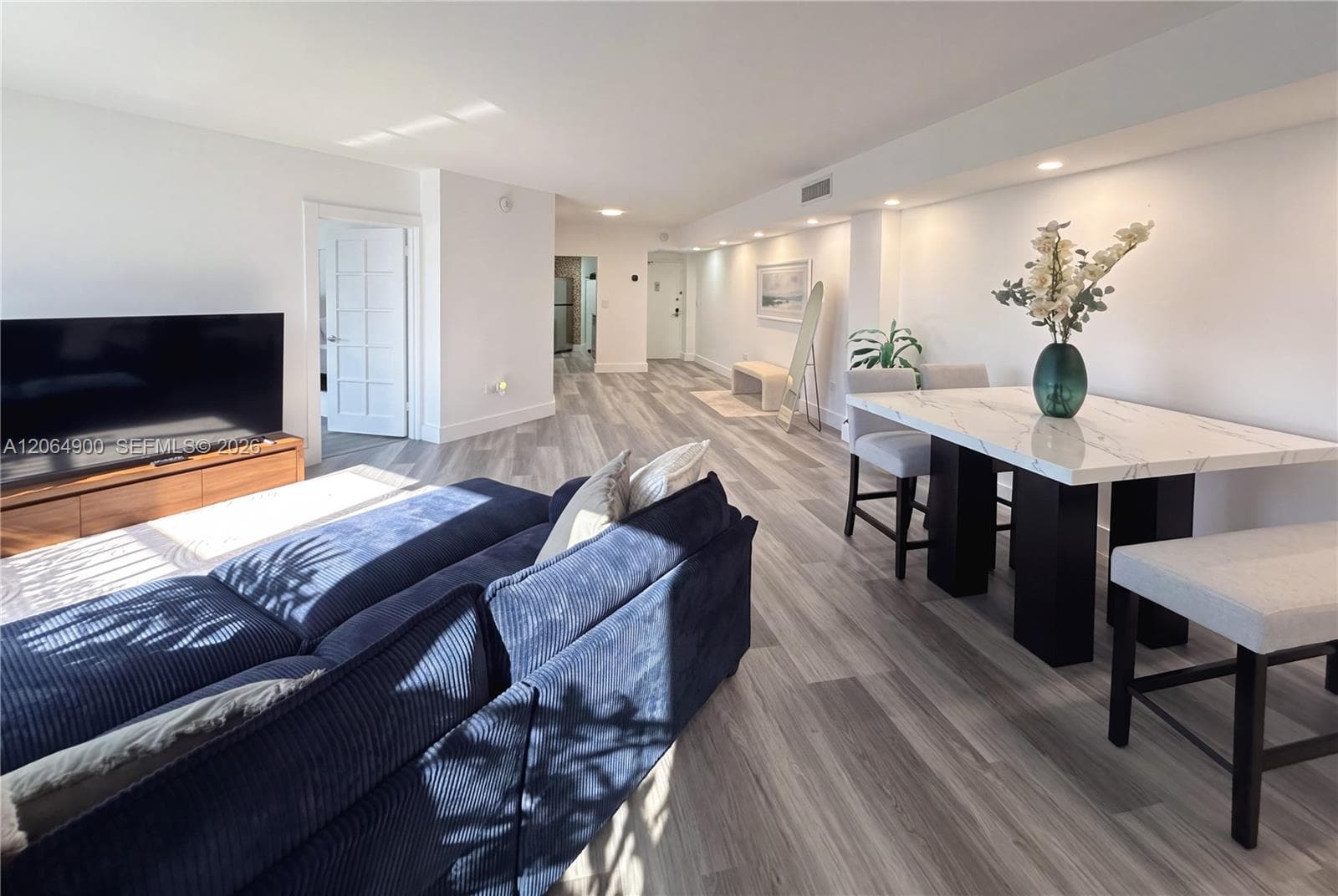 801 Brickell Bay Dr 1961 photo 9