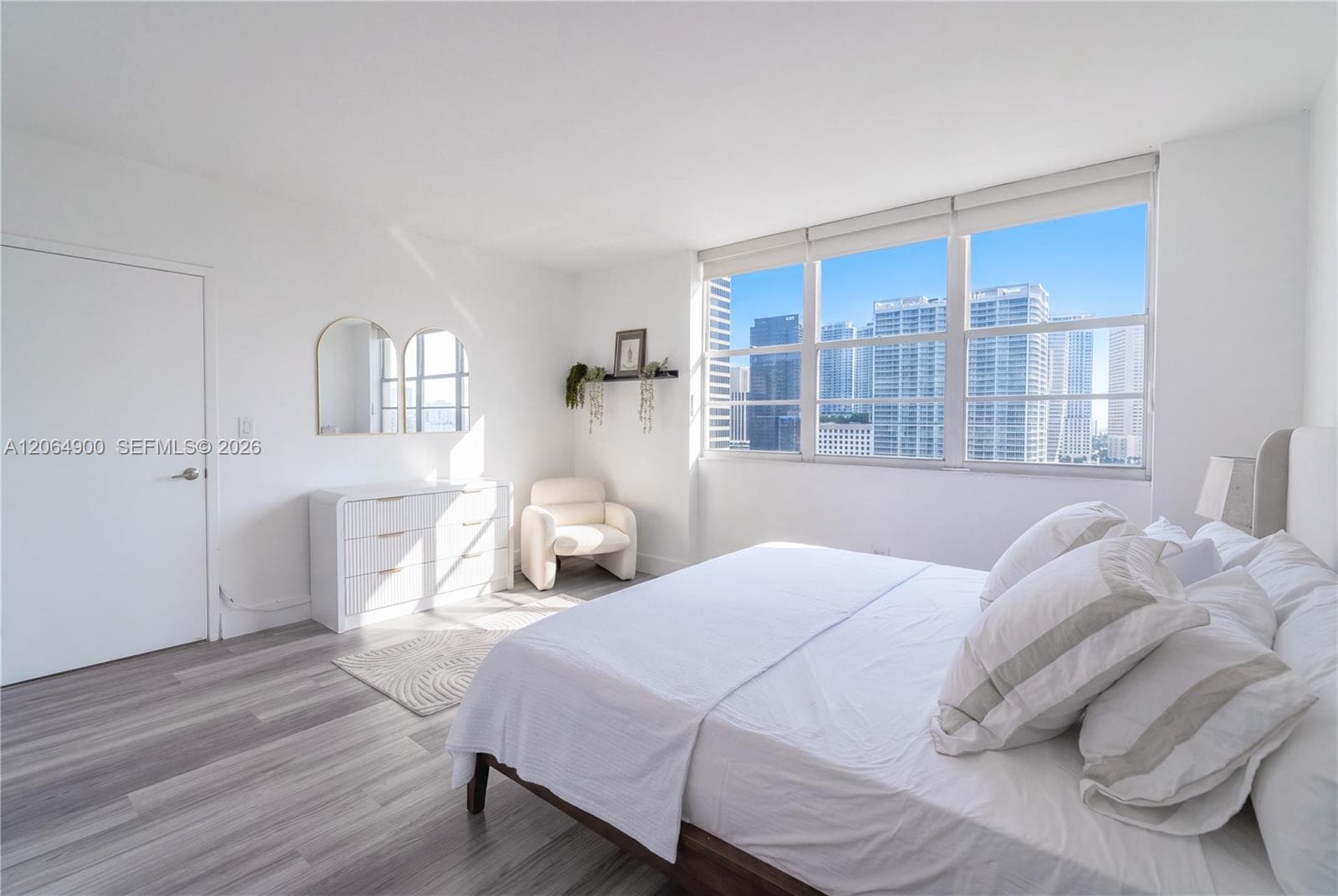 801 Brickell Bay Dr 1961 photo 15