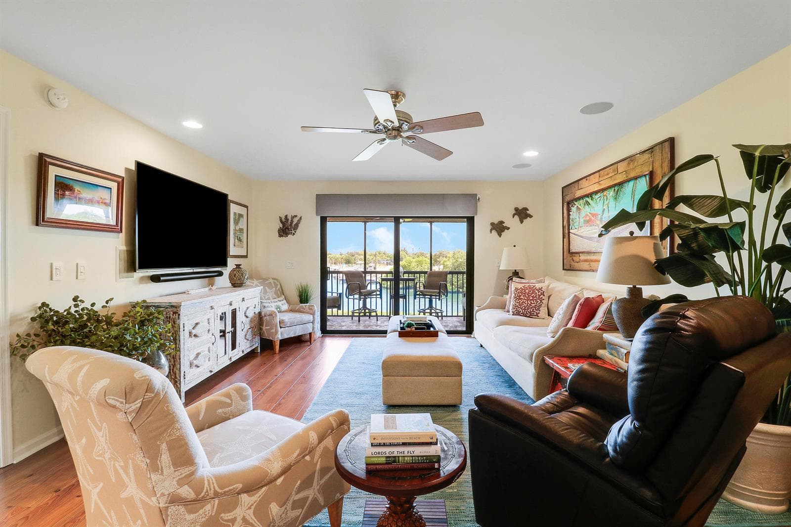 711 Hummingbird Way 201 photo 15