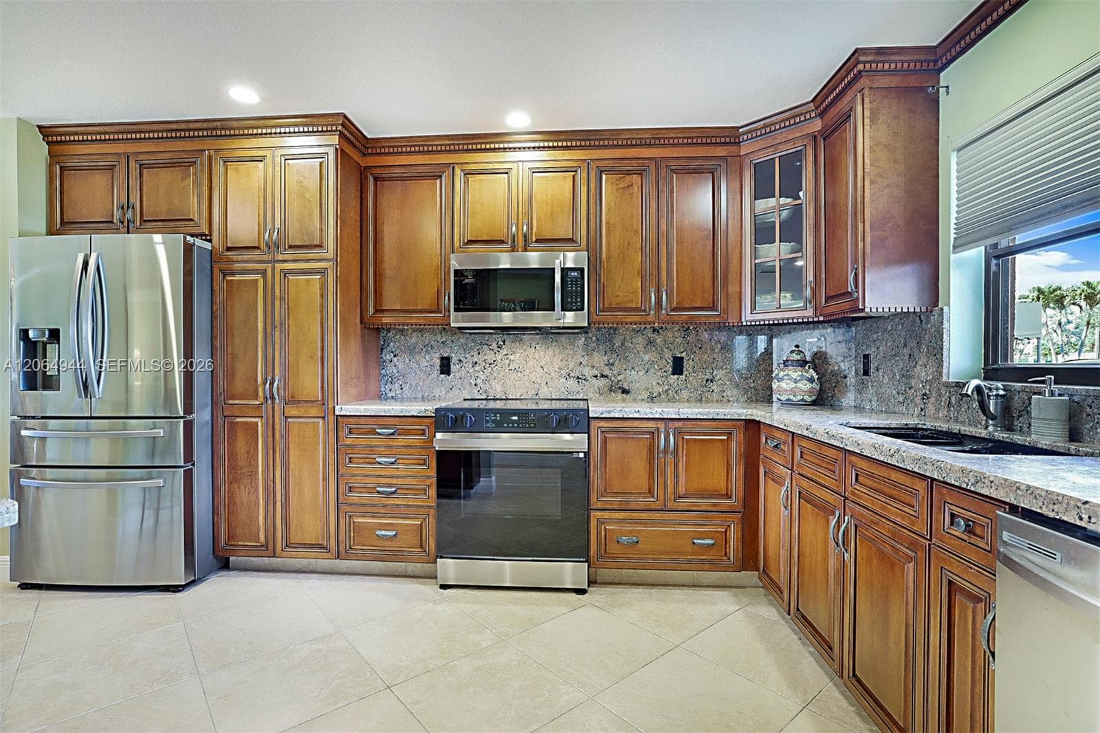 100 Intracoastal Pl 102 photo 13