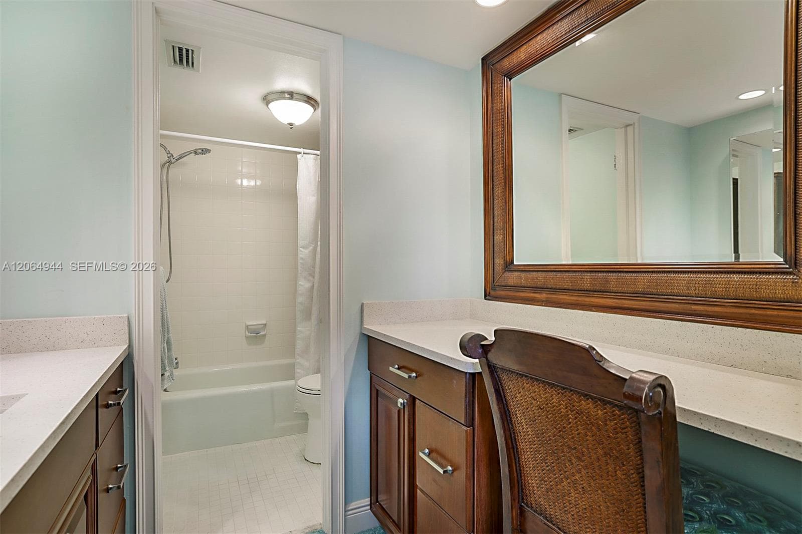 100 Intracoastal Pl 102 photo 21