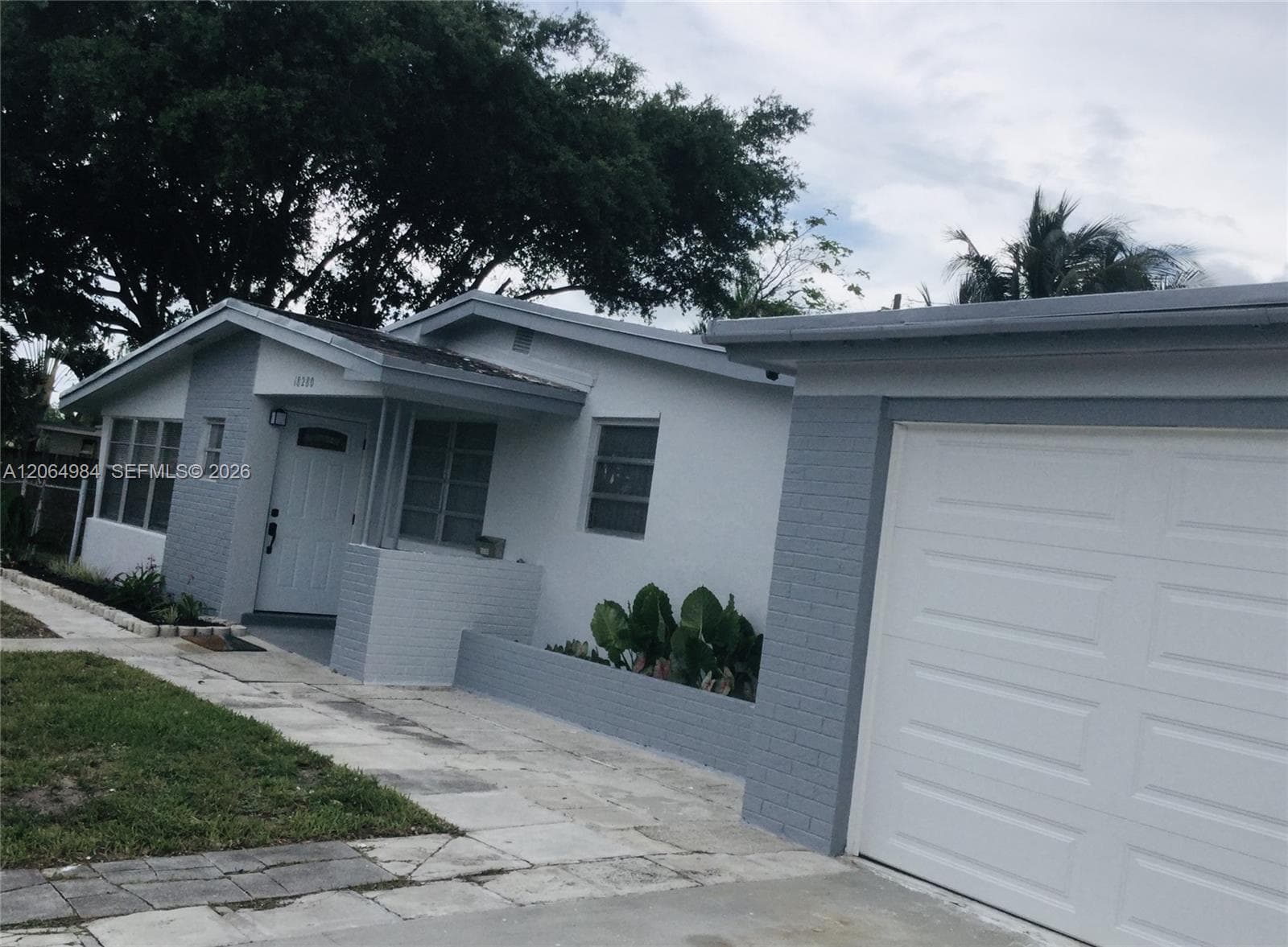 18280 S Glades Dr photo 3